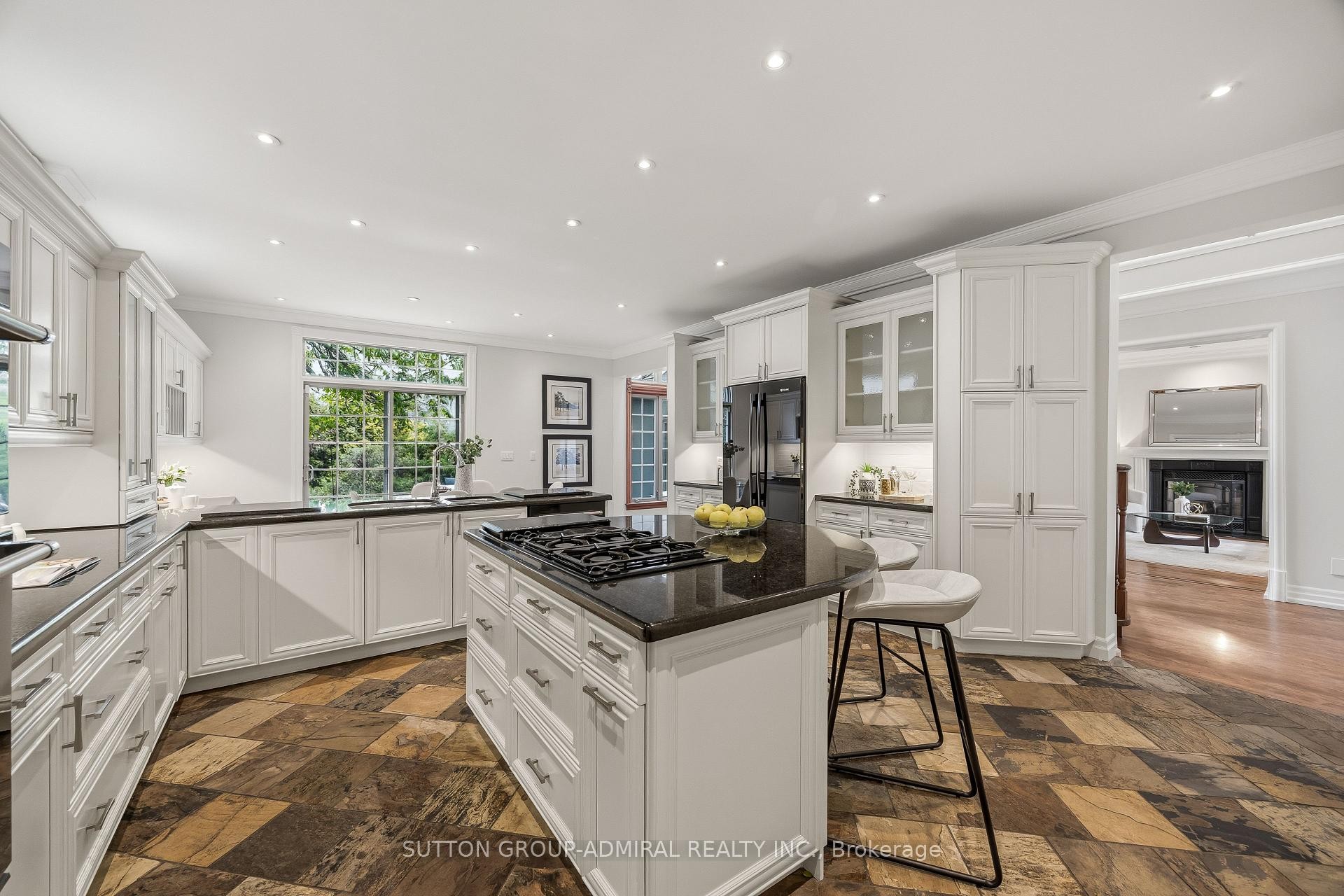 









47


Johnson

Street,
Markham,




ON
L3T 2N9

