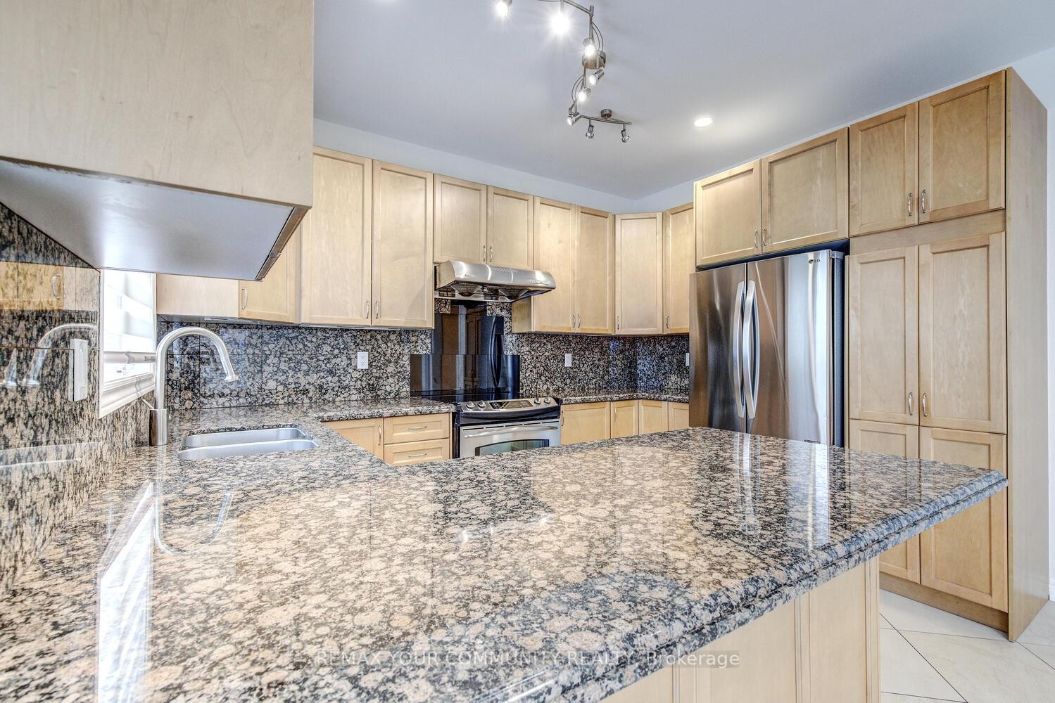 









76


Ivy Glen

Drive,
Vaughan,




ON
L6A 0P2

