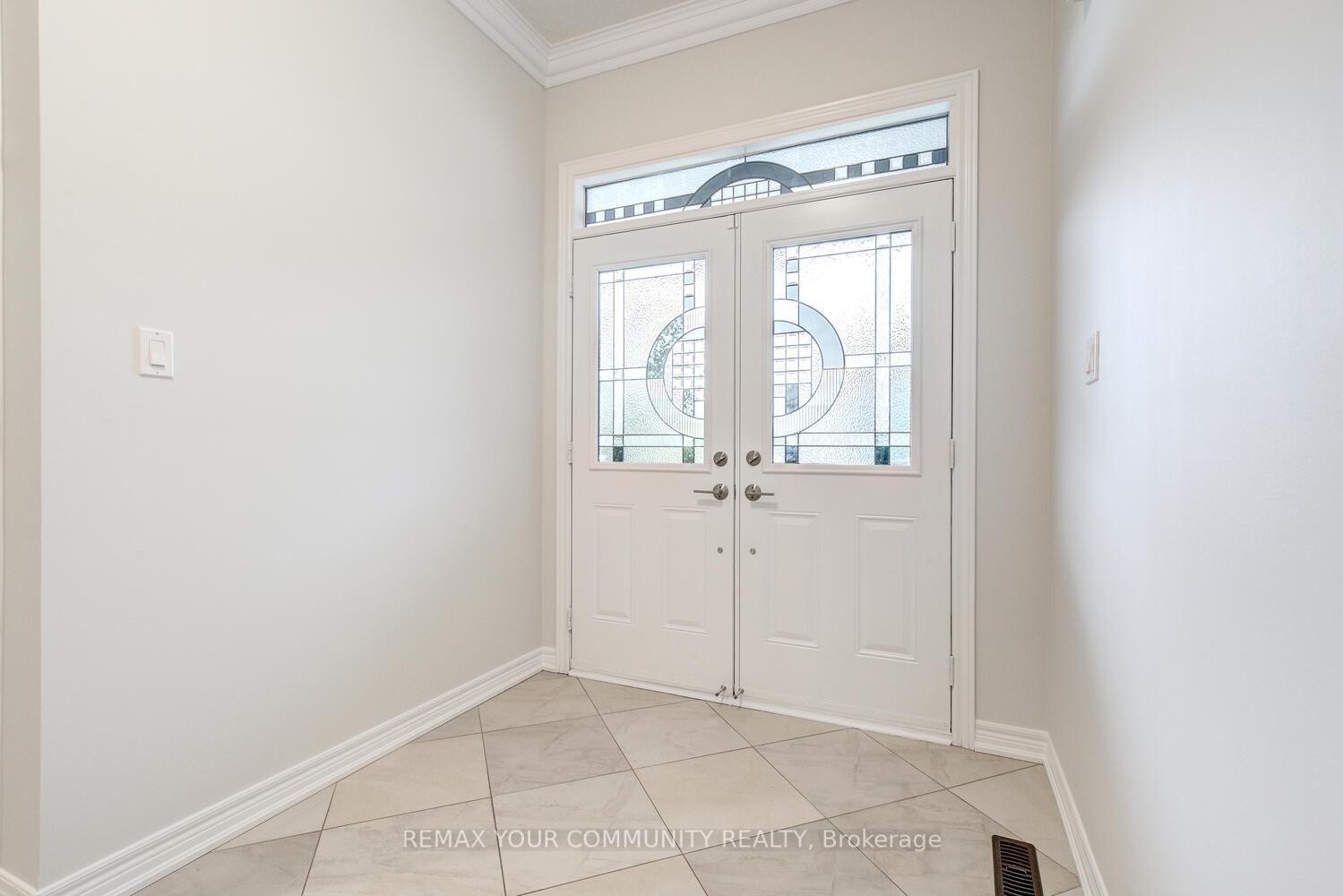 









76


Ivy Glen

Drive,
Vaughan,




ON
L6A 0P2

