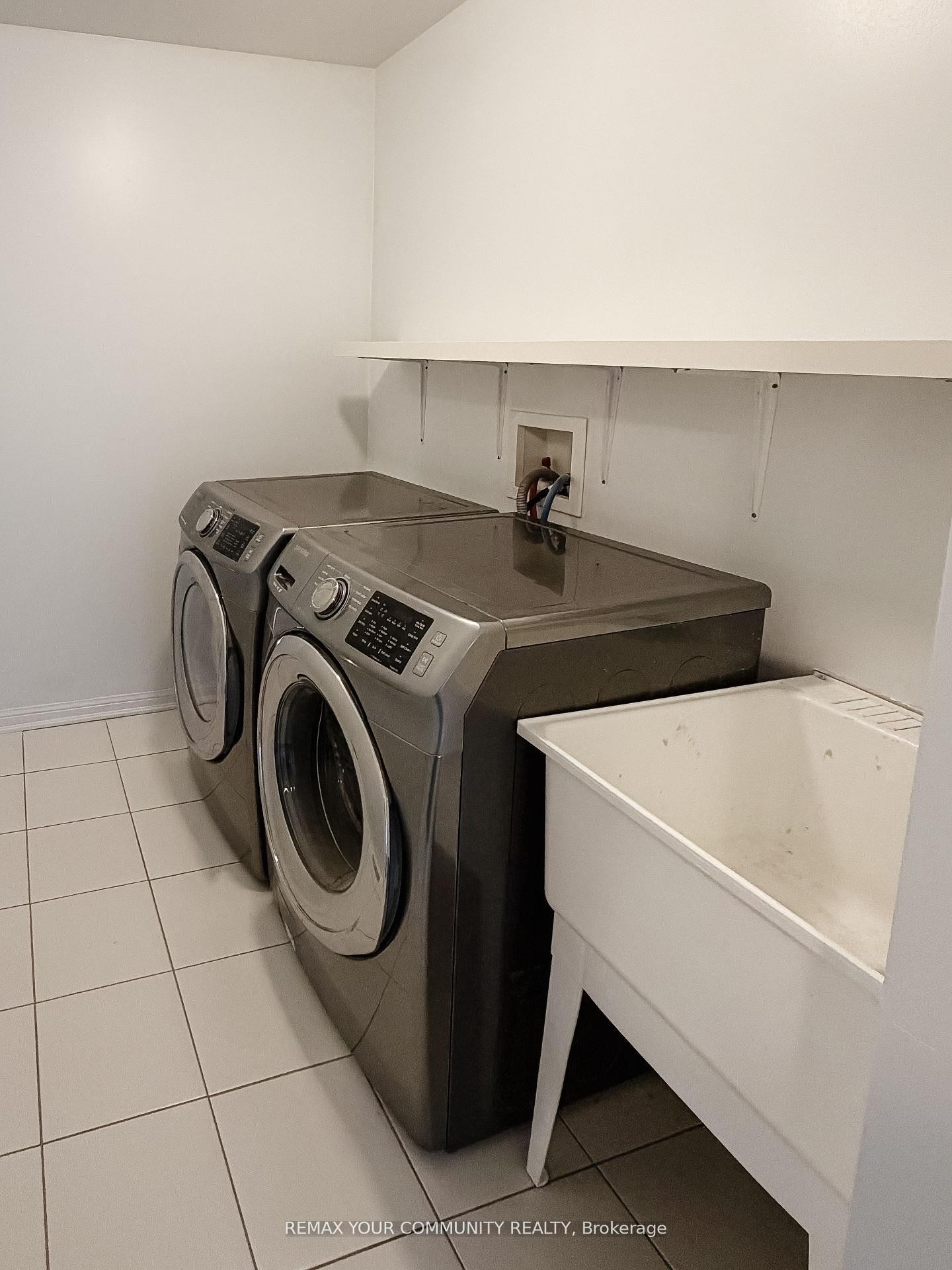 









18


Gordon

Drive,
New Tecumseth,




ON
L9R 0J1

