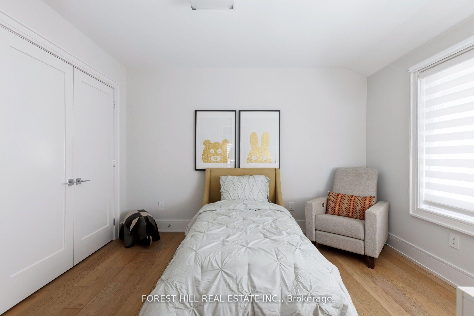 









8


Nora

Road,
Toronto,




ON
M9A 1C9

