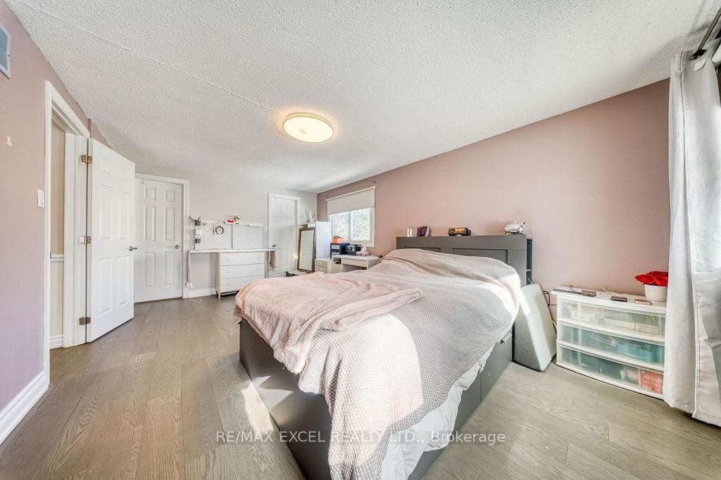 









3031


Kilbride

Court,
Mississauga,




ON
L5N 3C5


