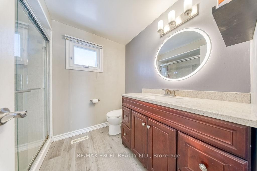 









3031


Kilbride

Court,
Mississauga,




ON
L5N 3C5

