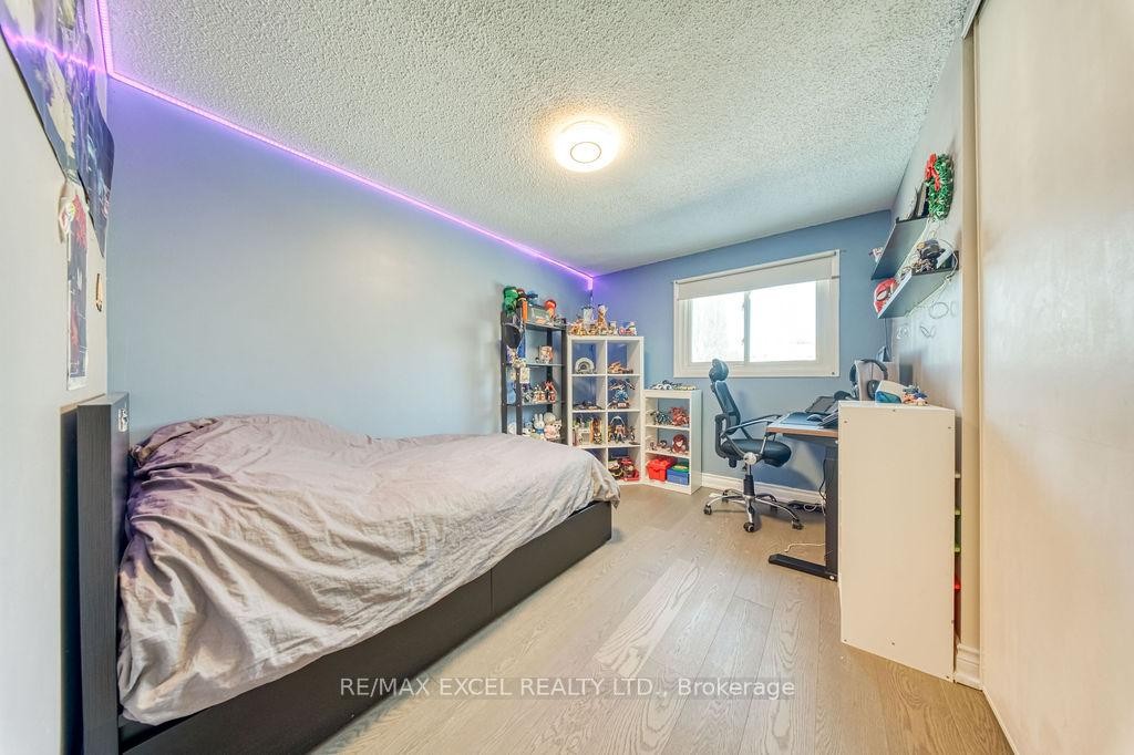 









3031


Kilbride

Court,
Mississauga,




ON
L5N 3C5

