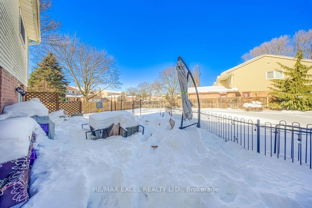 









3031


Kilbride

Court,
Mississauga,




ON
L5N 3C5

