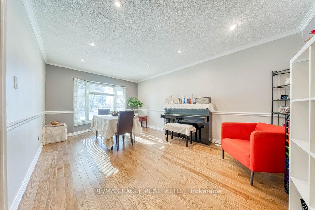 









3031


Kilbride

Court,
Mississauga,




ON
L5N 3C5

