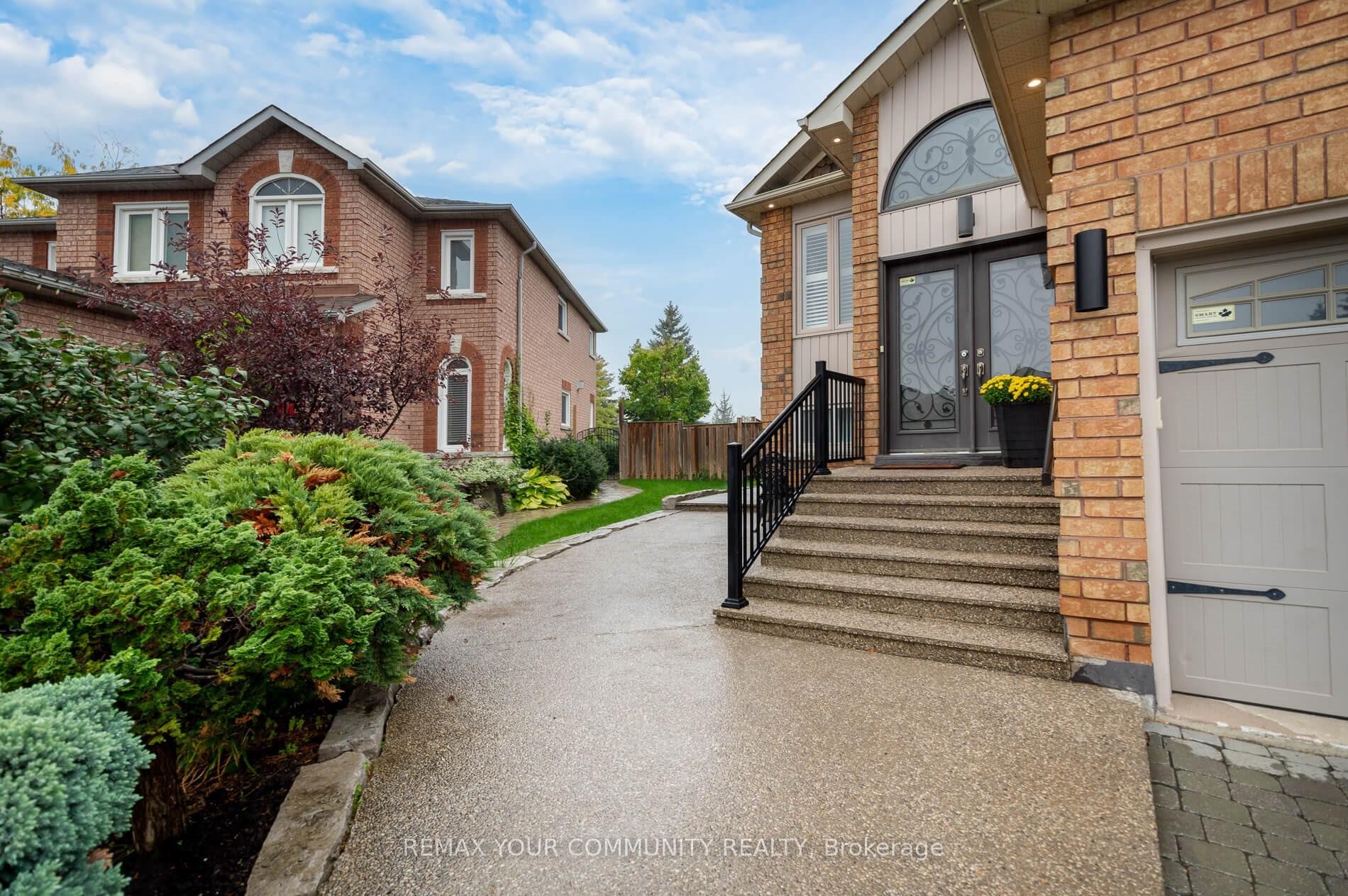 









63


Rolling Hills

Lane,
Caledon,




ON
L7E 1T8

