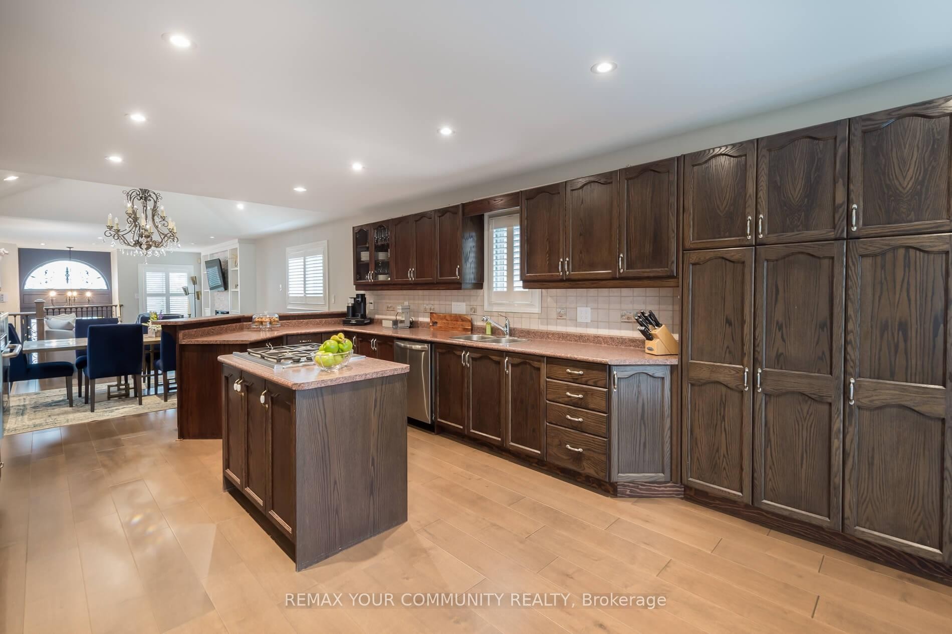 









63


Rolling Hills

Lane,
Caledon,




ON
L7E 1T8

