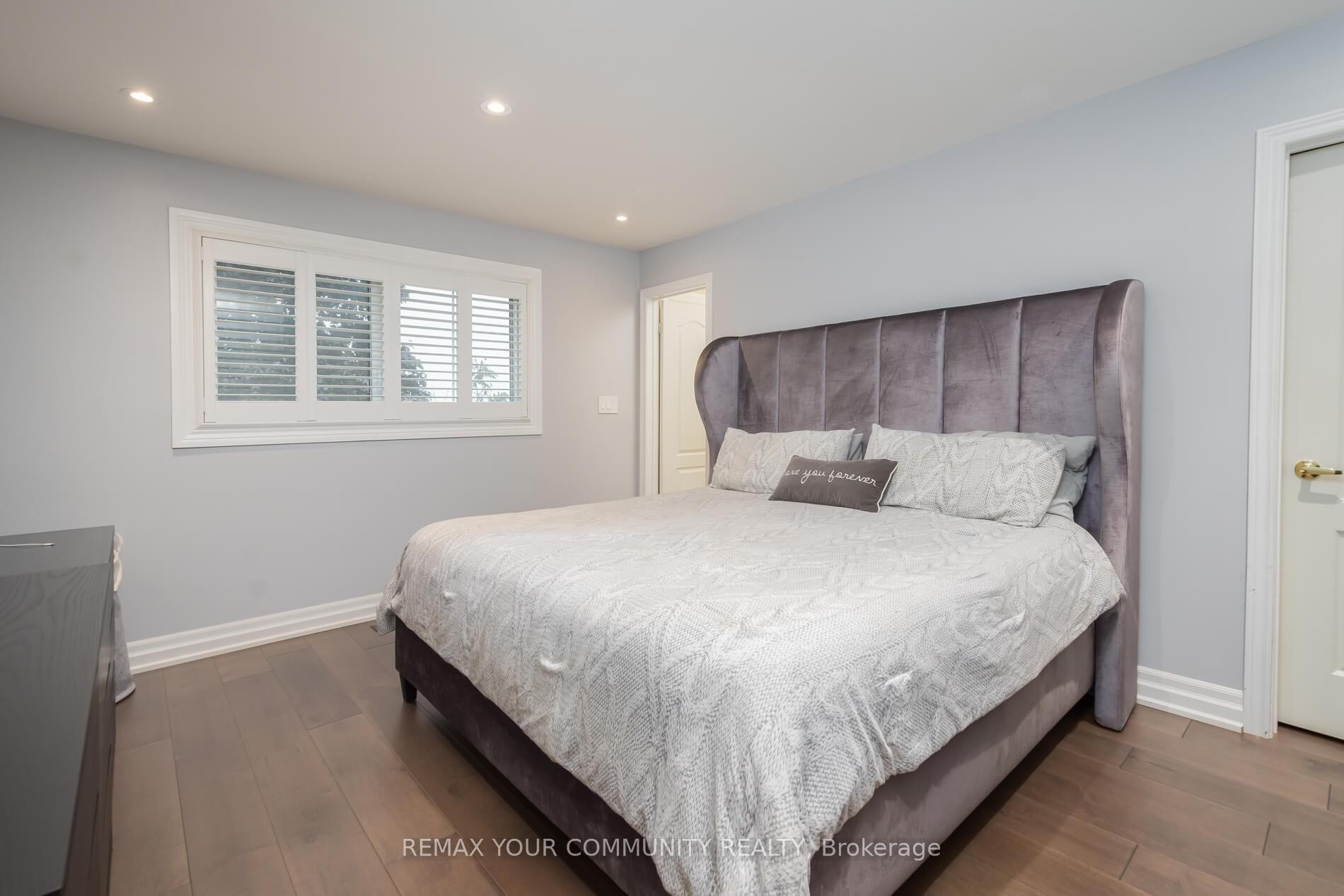 









63


Rolling Hills

Lane,
Caledon,




ON
L7E 1T8

