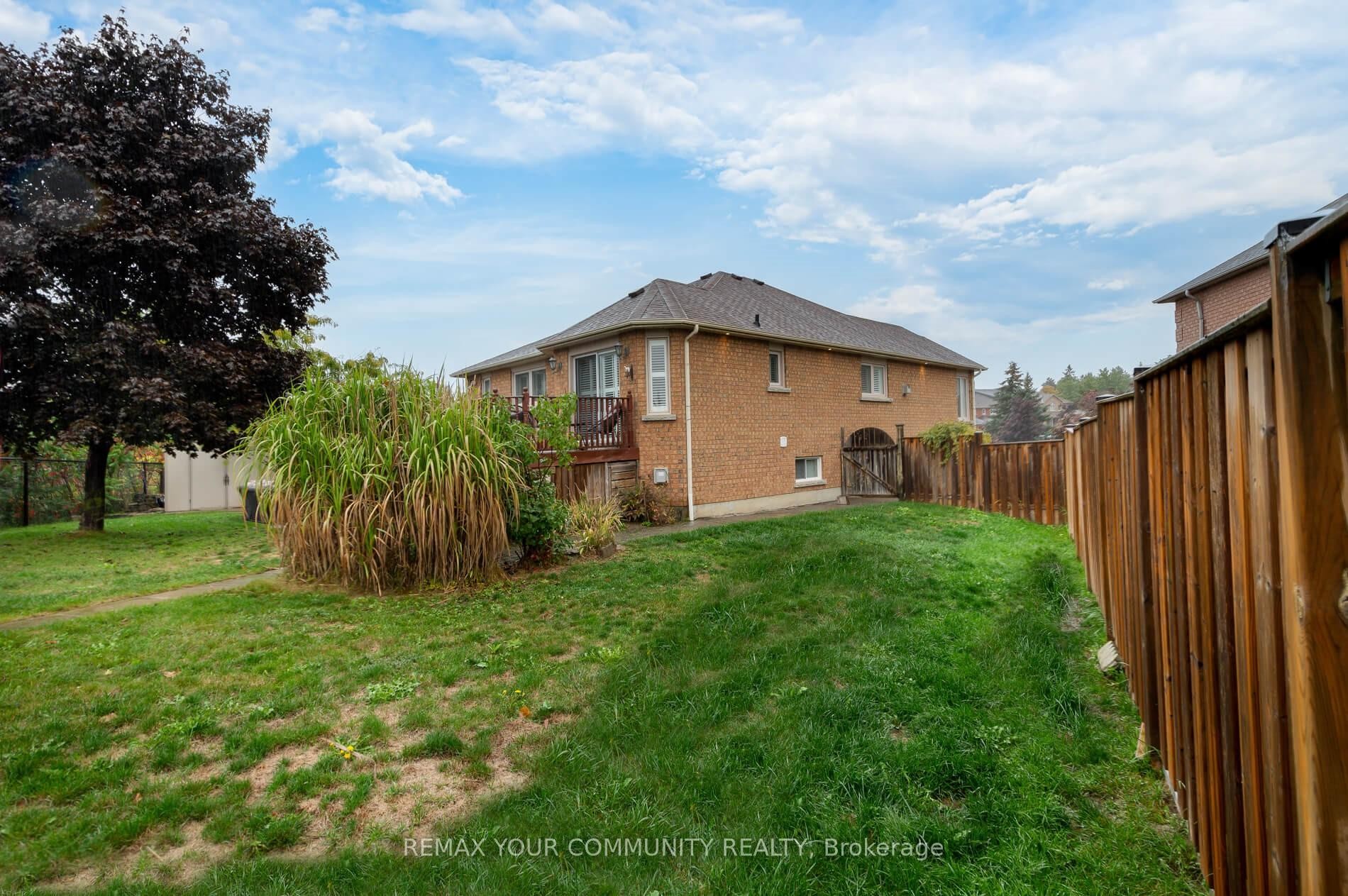 









63


Rolling Hills

Lane,
Caledon,




ON
L7E 1T8

