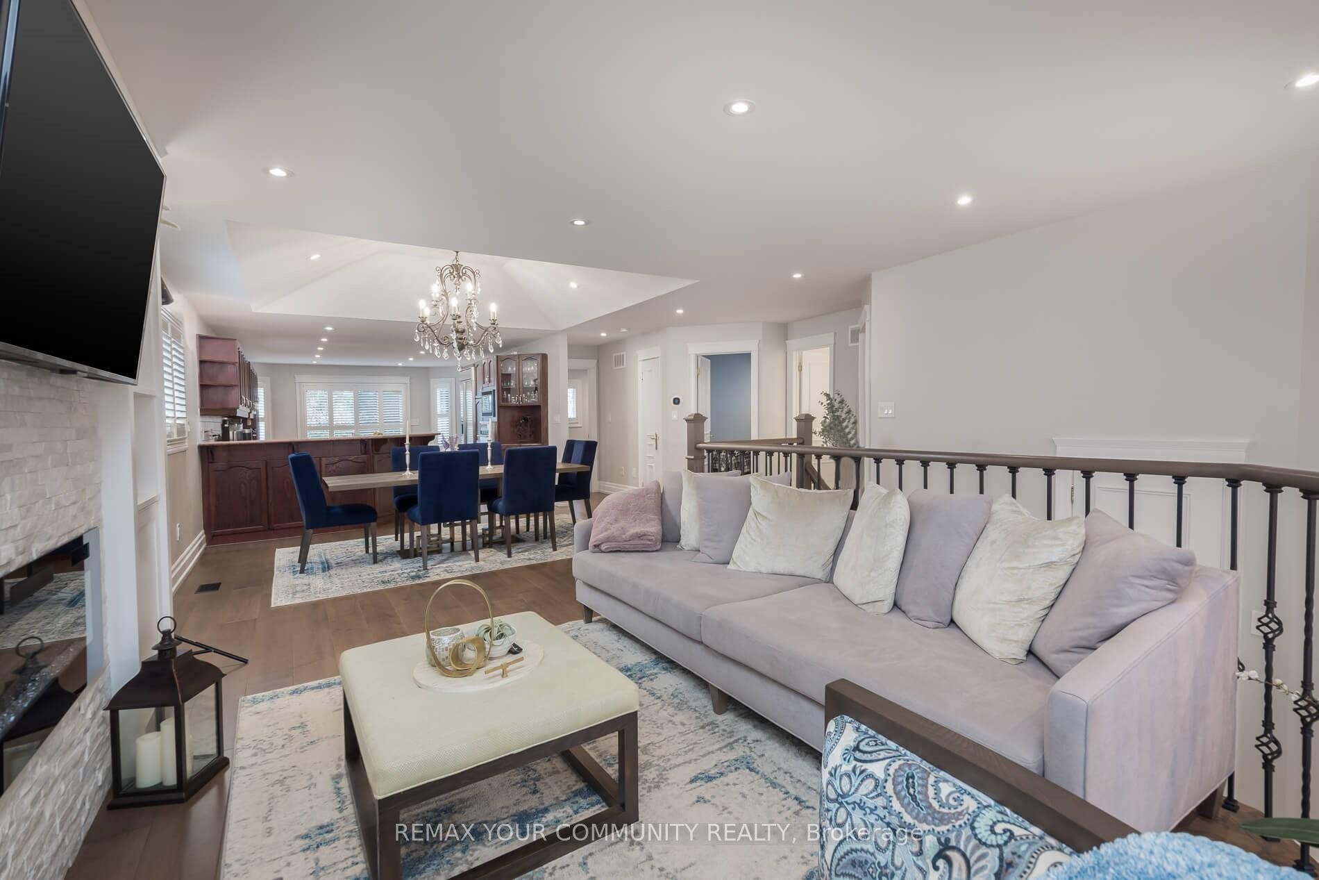 









63


Rolling Hills

Lane,
Caledon,




ON
L7E 1T8

