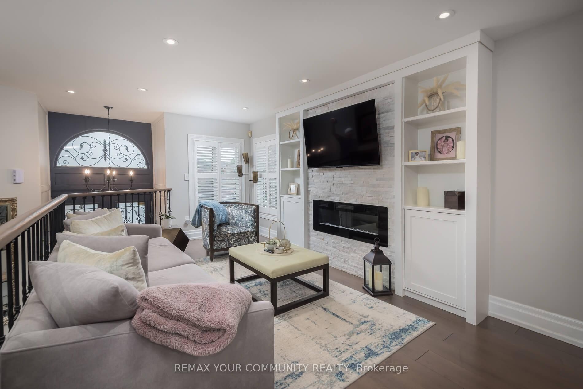 









63


Rolling Hills

Lane,
Caledon,




ON
L7E 1T8

