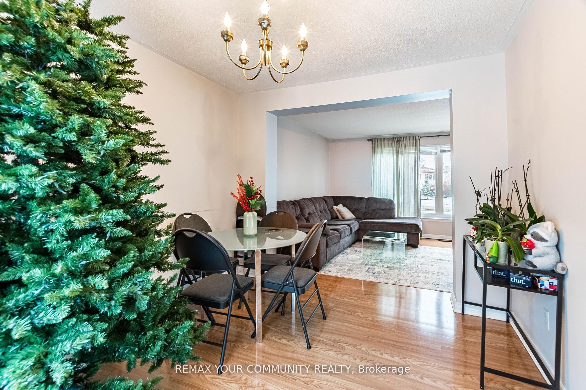 









2202


Bridge

Road,
Oakville,




ON
L6L 2G3

