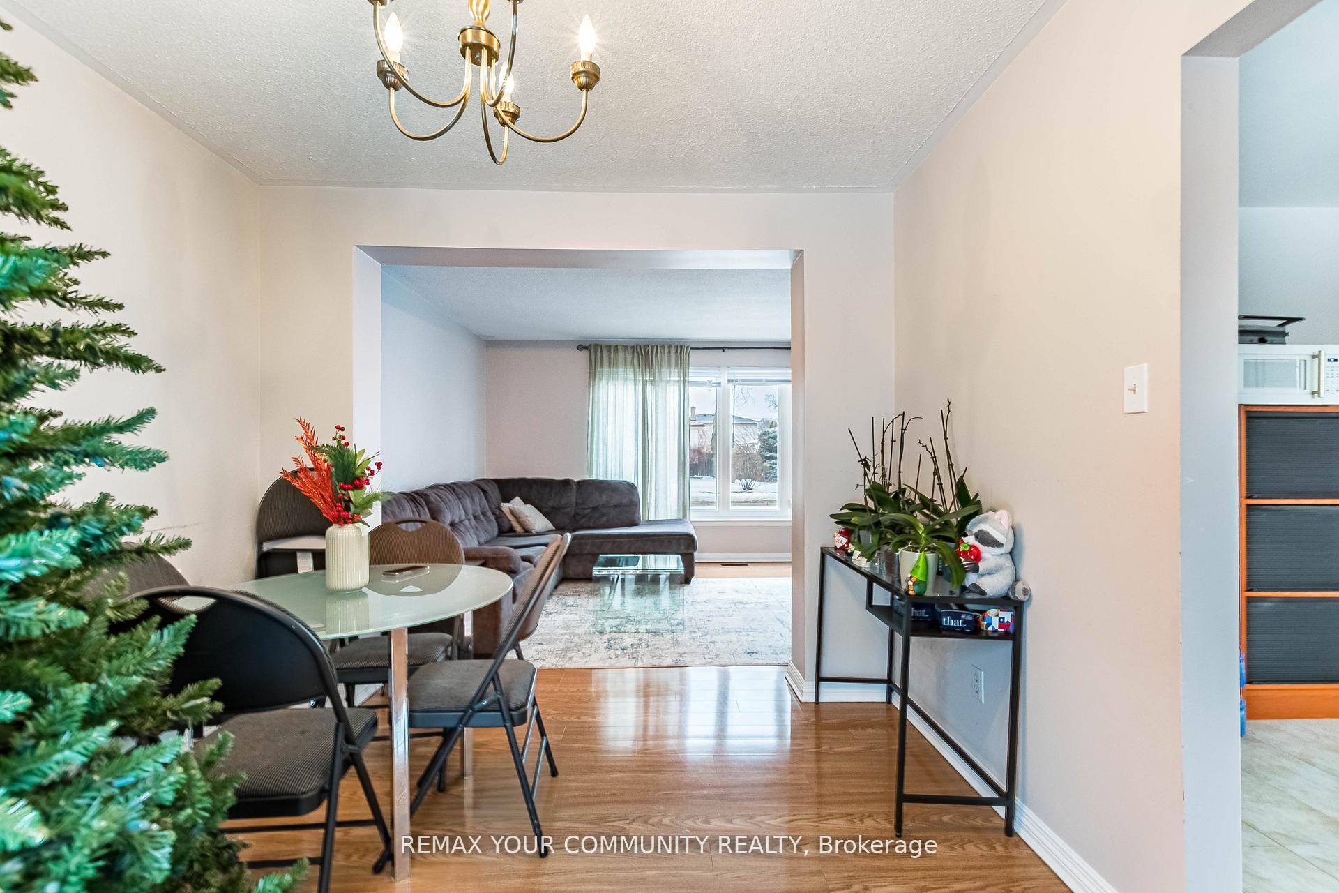 









2202


Bridge

Road,
Oakville,




ON
L6L 2G3

