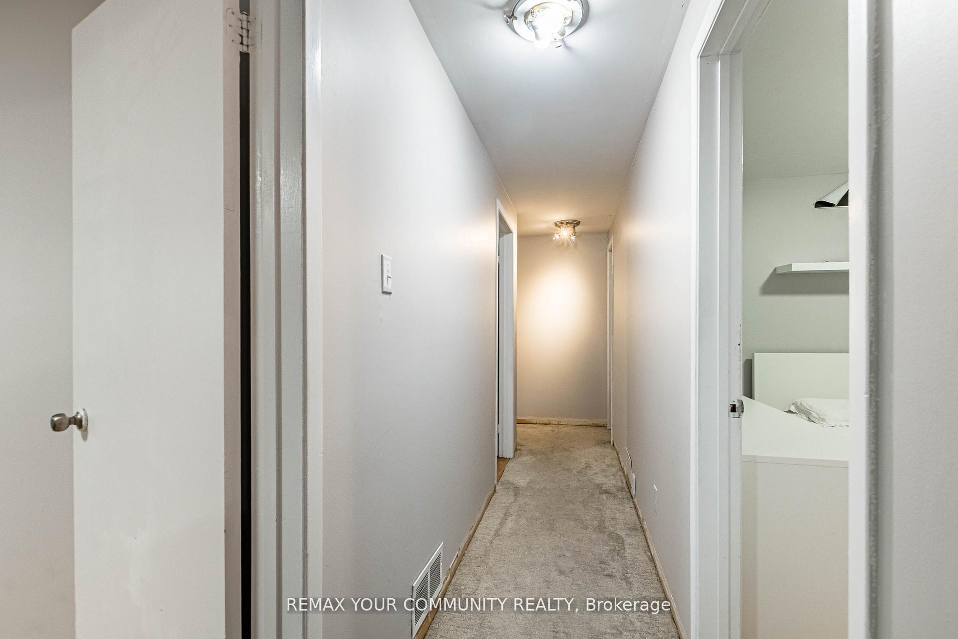 









2202


Bridge

Road,
Oakville,




ON
L6L 2G3

