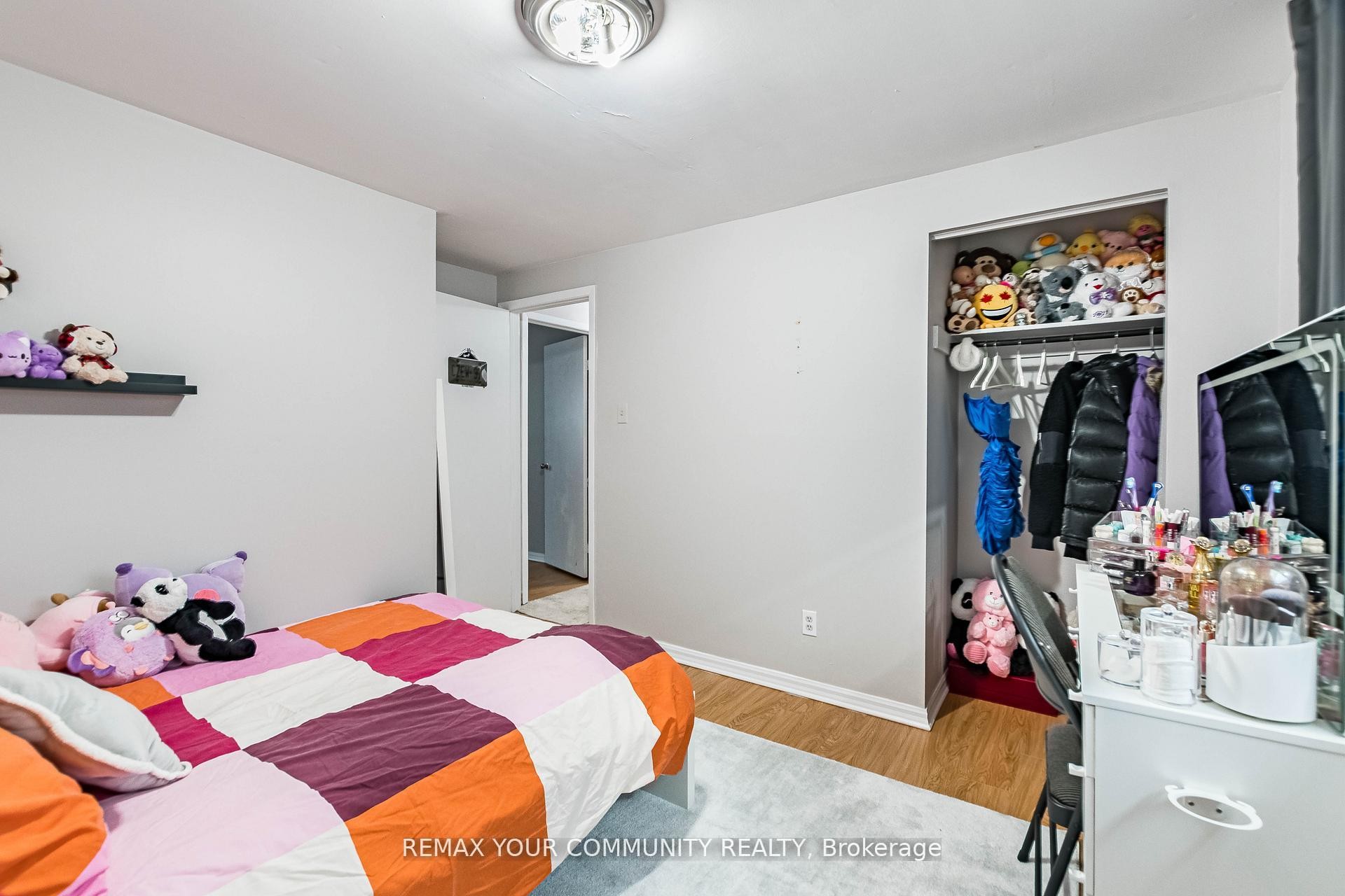 









2202


Bridge

Road,
Oakville,




ON
L6L 2G3

