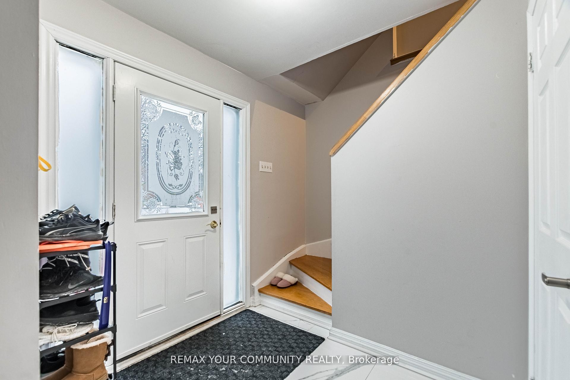









2202


Bridge

Road,
Oakville,




ON
L6L 2G3

