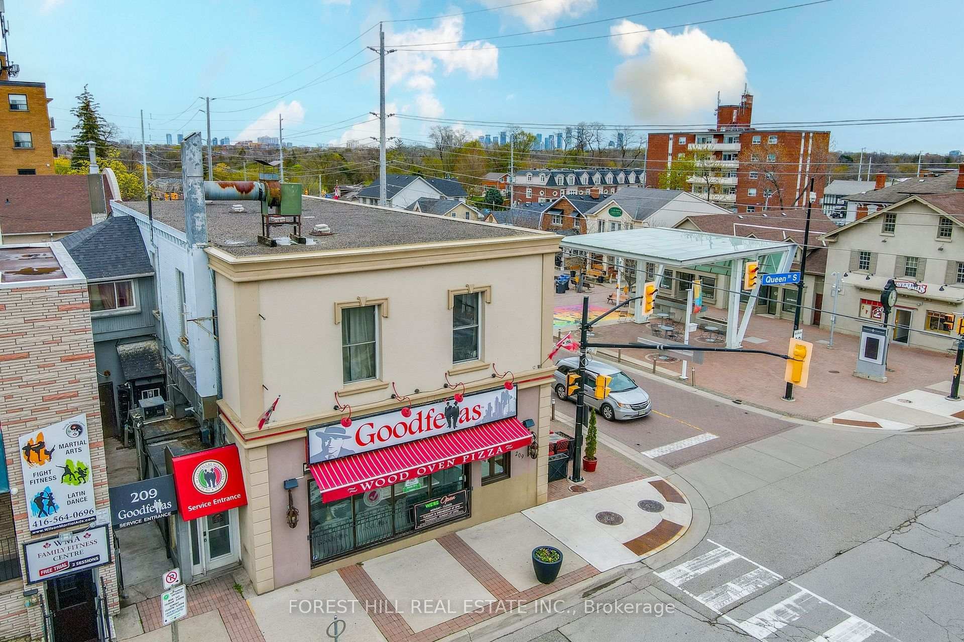 









201


Queen

Street South,
Mississauga,




ON
L5M 1L4

