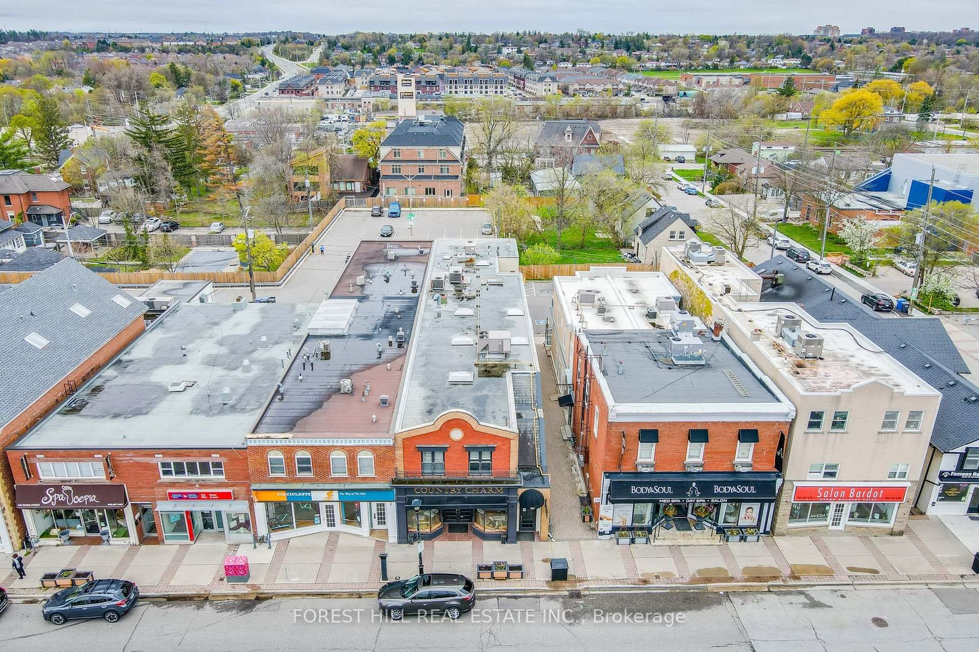 









201


Queen

Street South,
Mississauga,




ON
L5M 1L4

