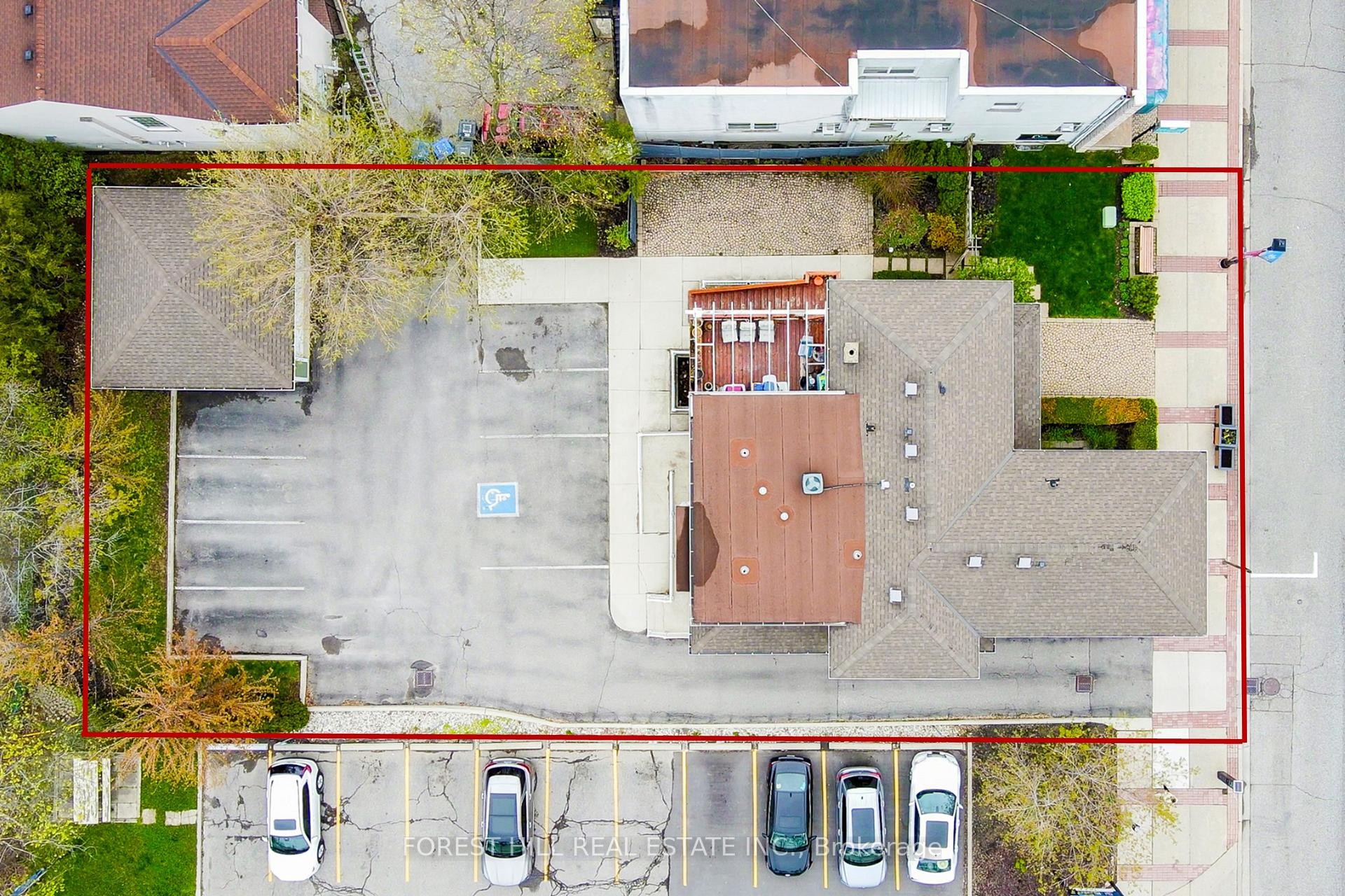 









201


Queen

Street South,
Mississauga,




ON
L5M 1L4

