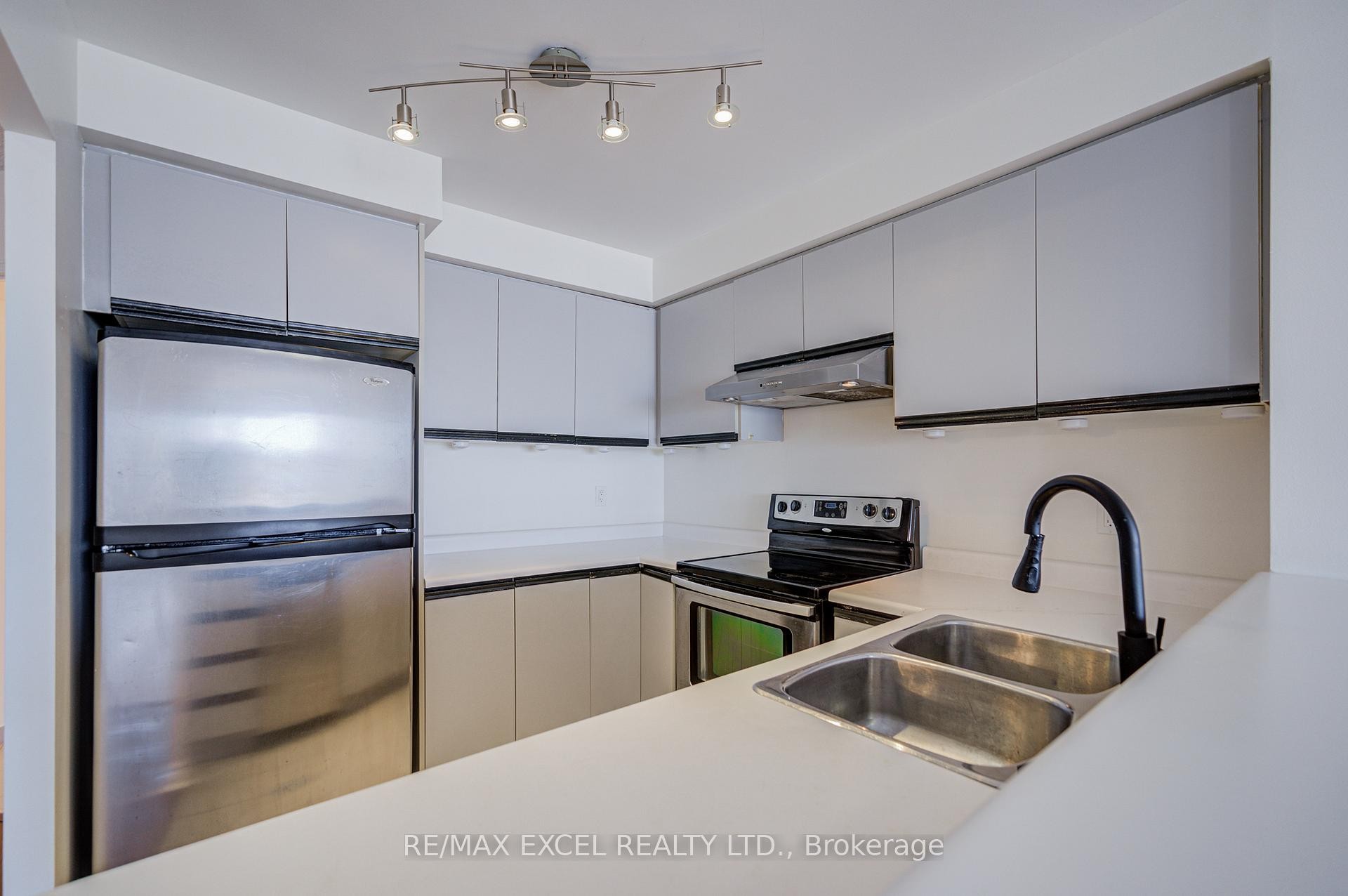 









2269


Lake Shore

Boulevard West, 2105,
Toronto,




ON
M8V 3X6

