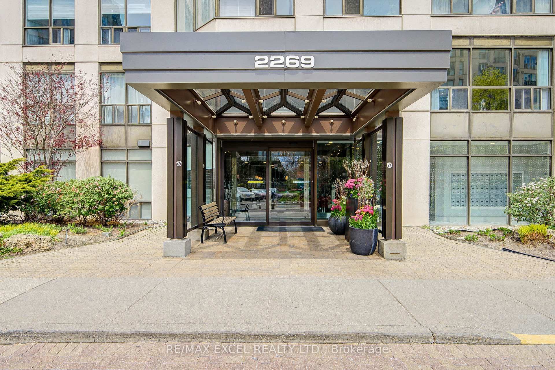 









2269


Lake Shore

Boulevard West, 2105,
Toronto,




ON
M8V 3X6

