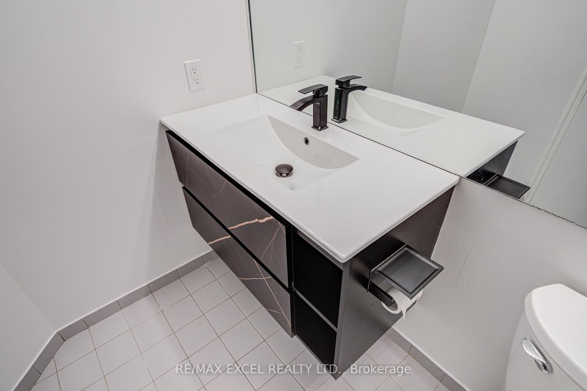 









2269


Lake Shore

Boulevard West, 2105,
Toronto,




ON
M8V 3X6

