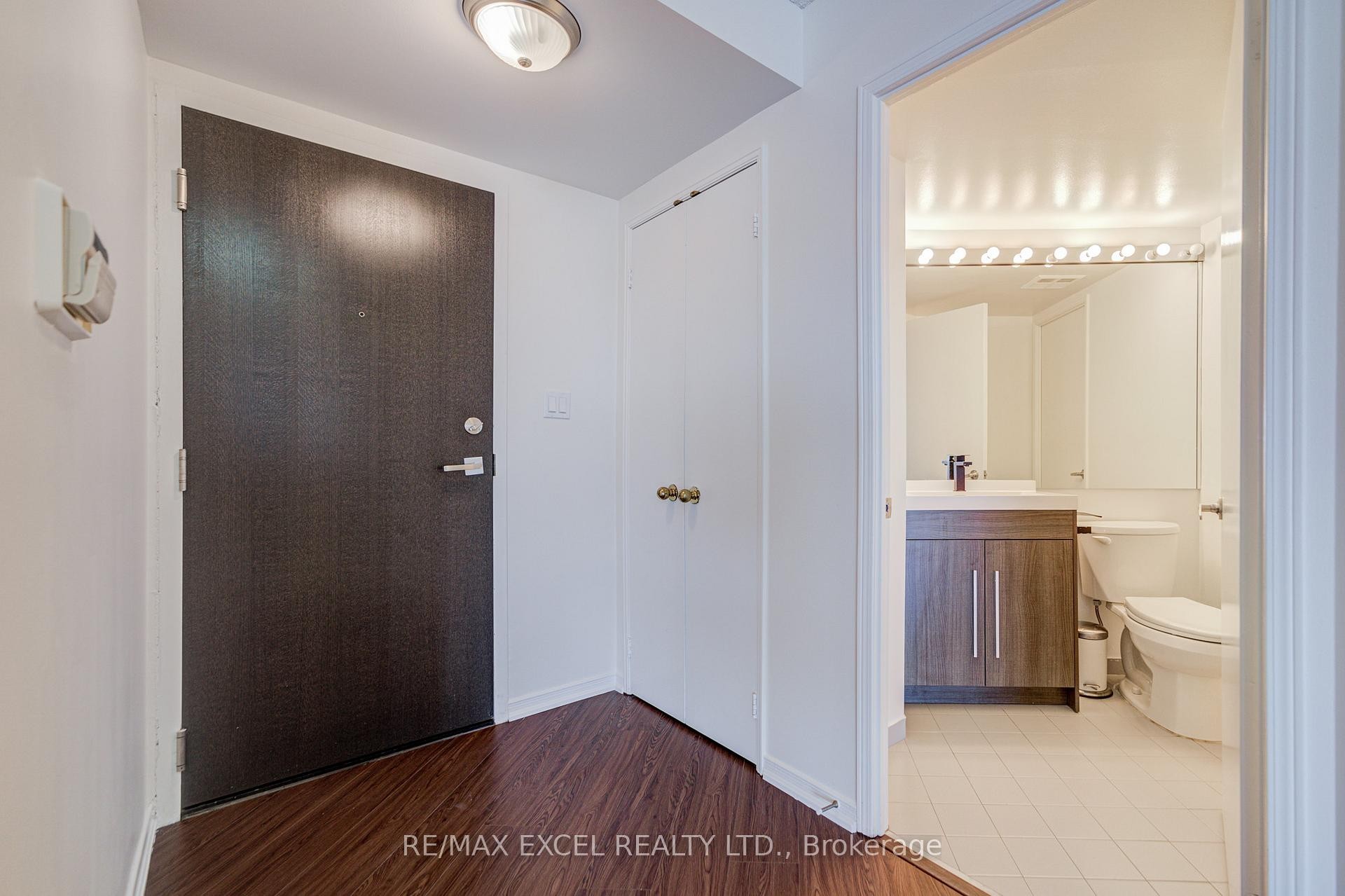 









2269


Lake Shore

Boulevard West, 2105,
Toronto,




ON
M8V 3X6

