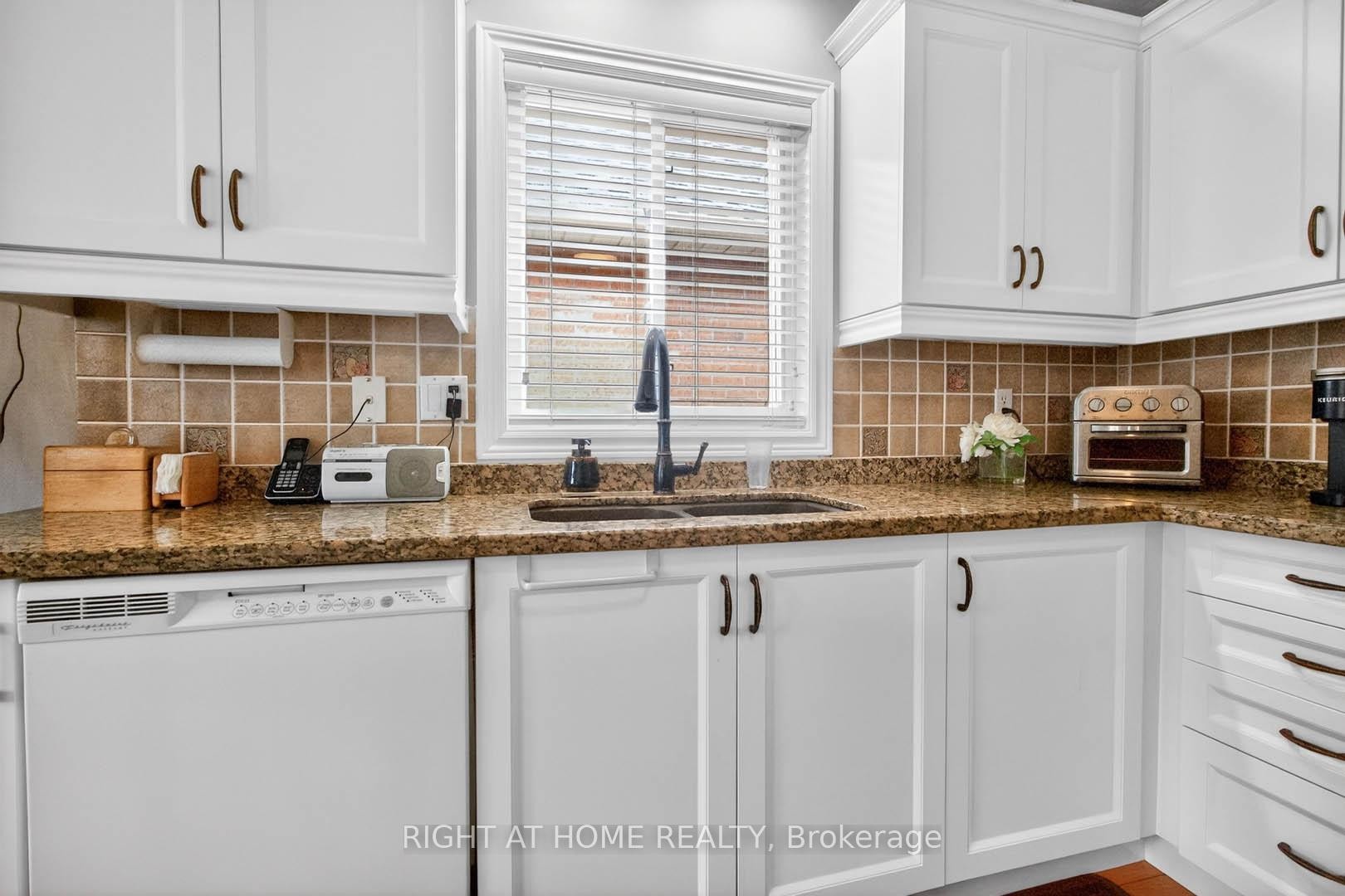 









315


Centennial Forest

Drive,
Milton,




ON
L9T 5X4


