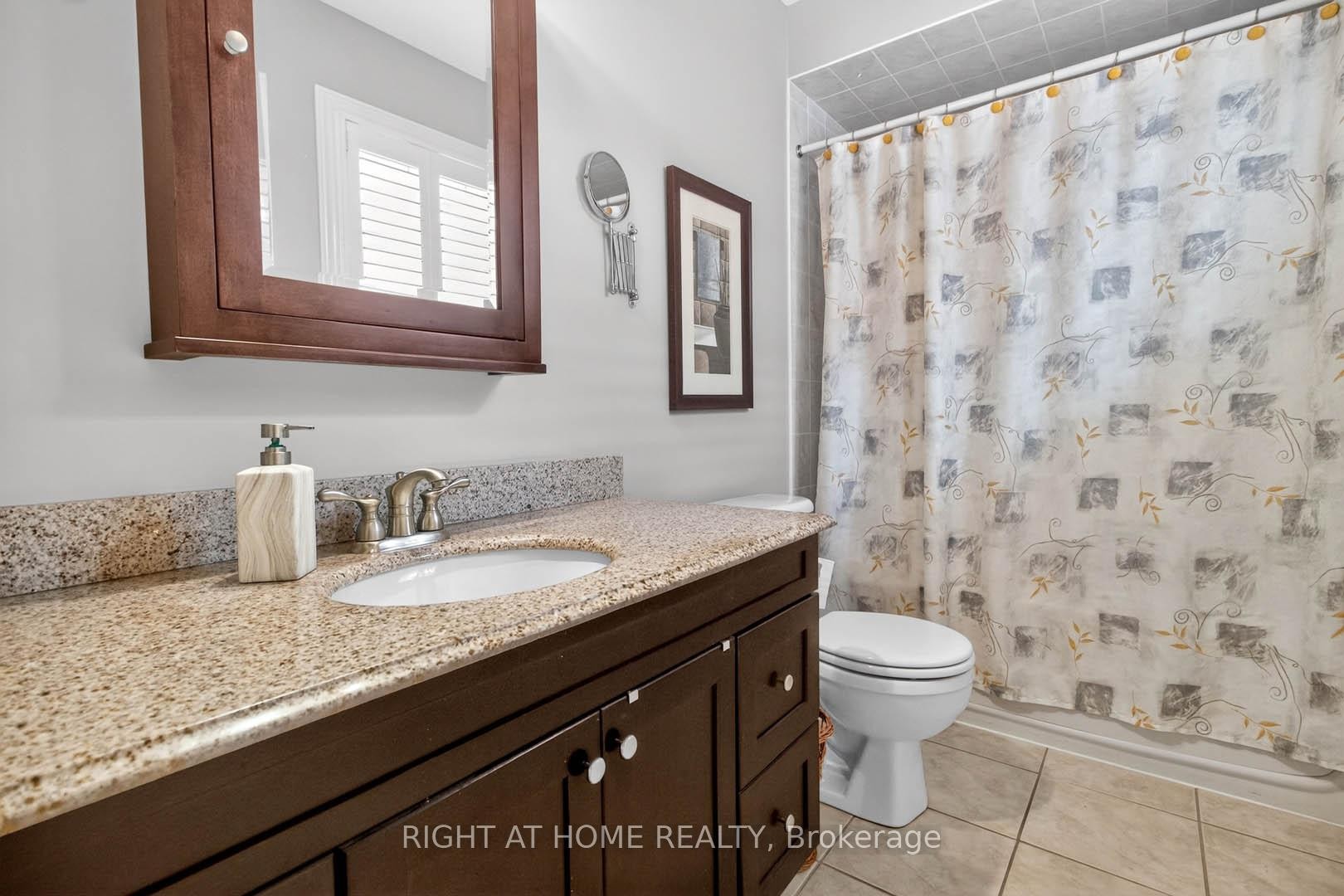 









315


Centennial Forest

Drive,
Milton,




ON
L9T 5X4

