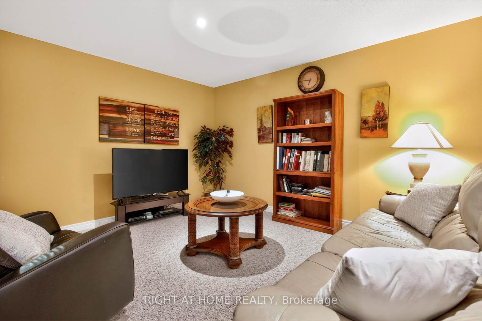 









315


Centennial Forest

Drive,
Milton,




ON
L9T 5X4

