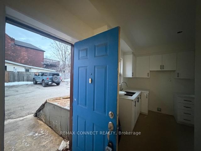 









267


Catharine

Street North, Unit 3,
Hamilton,




ON
L8L 4S8

