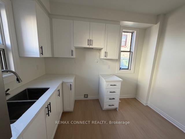 









267


Catharine

Street North, Unit 3,
Hamilton,




ON
L8L 4S8

