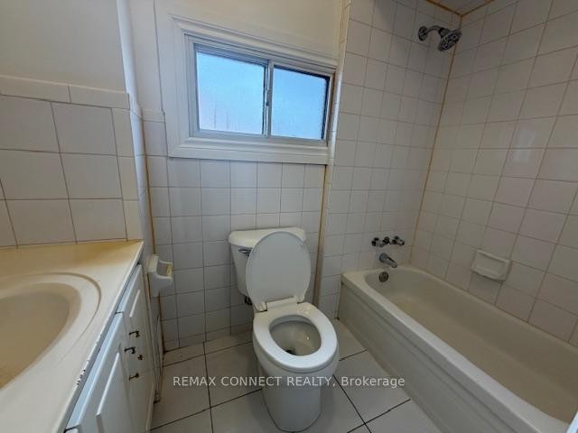 









267


Catharine

Street North, Unit 2,
Hamilton,




ON
L8L 4S8

