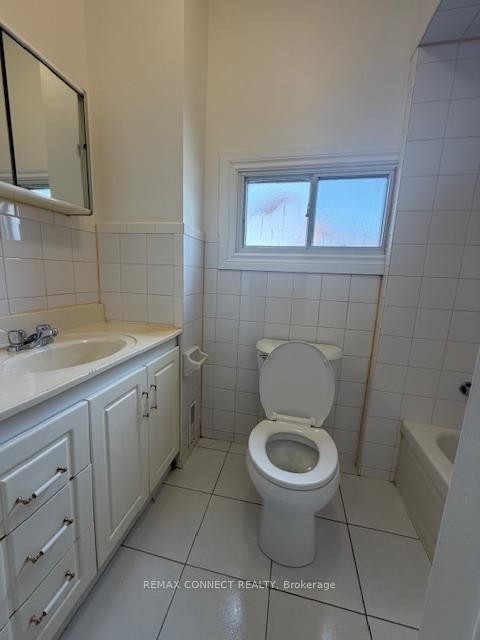 









267


Catharine

Street North, Unit 2,
Hamilton,




ON
L8L 4S8

