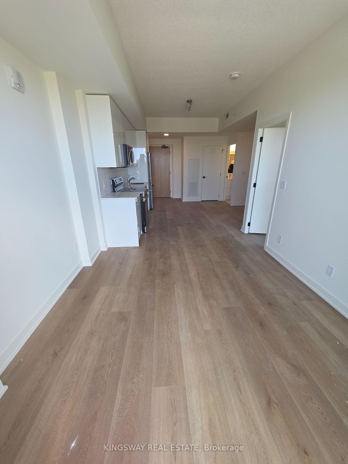 









33


ERIE

Avenue, 1611,
Brantford,




ON
N3S 2E7

