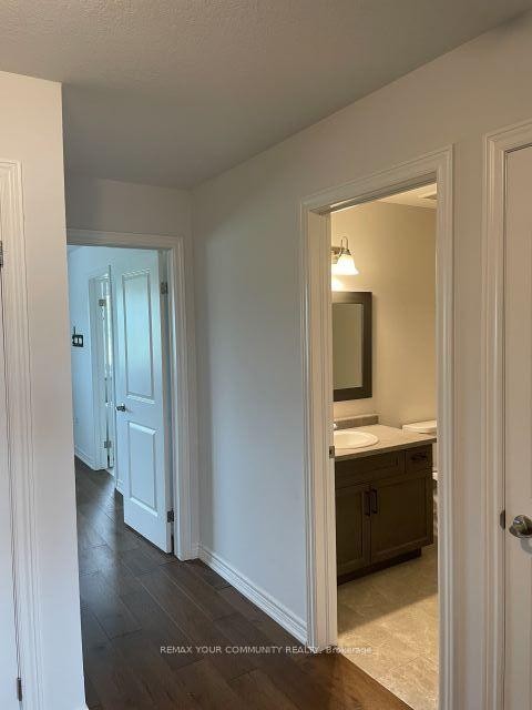 









4297


East

Avenue,
Lincoln,




ON
L0R 1B6

