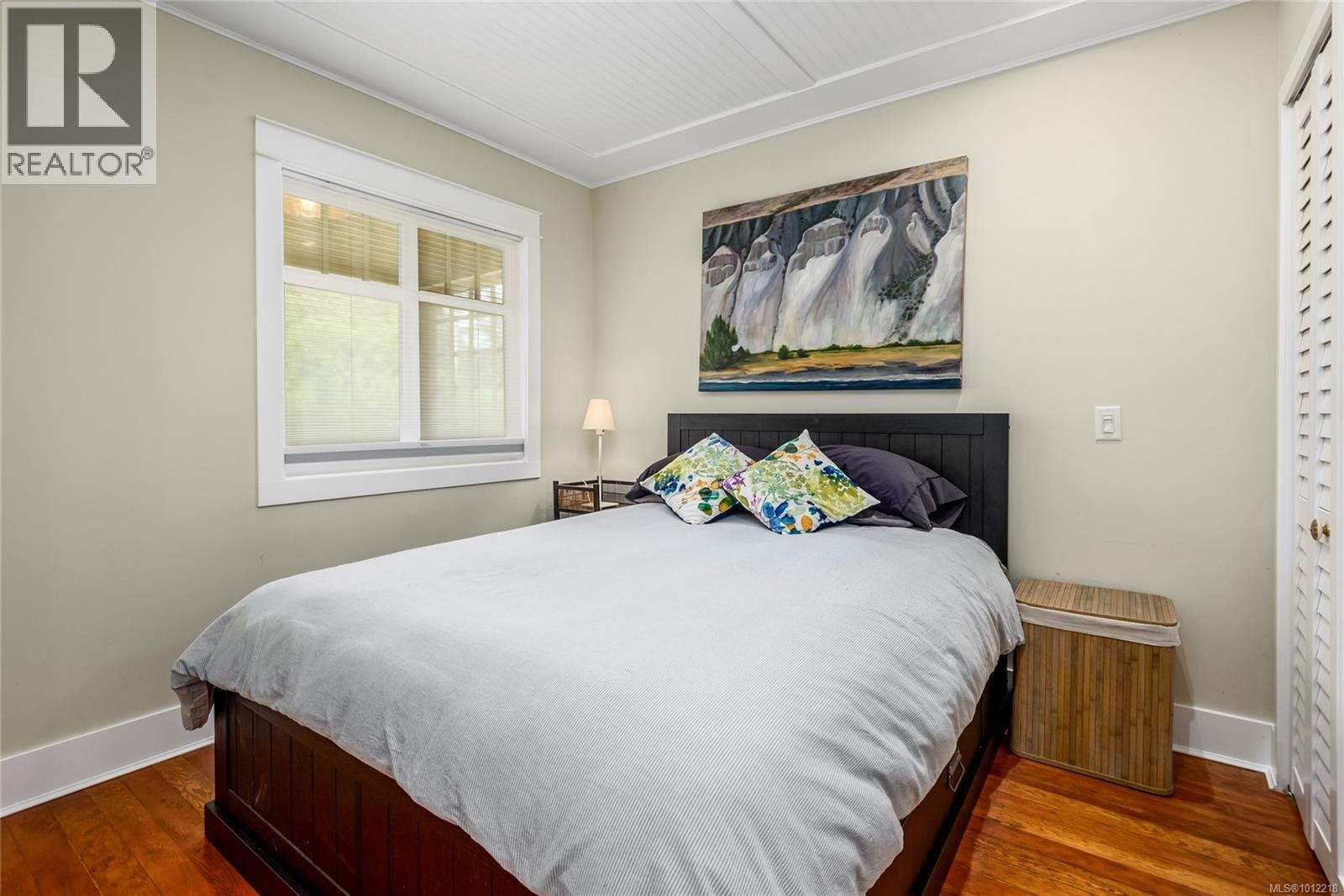 












332 2nd St

,
Courtenay,




British Columbia
V9N1B8

