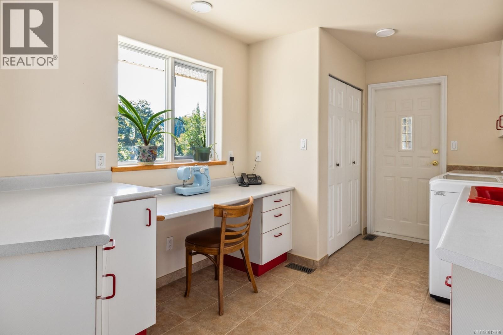 












7028 Westholme Rd

,
Westholme,




British Columbia
V9L6B4

