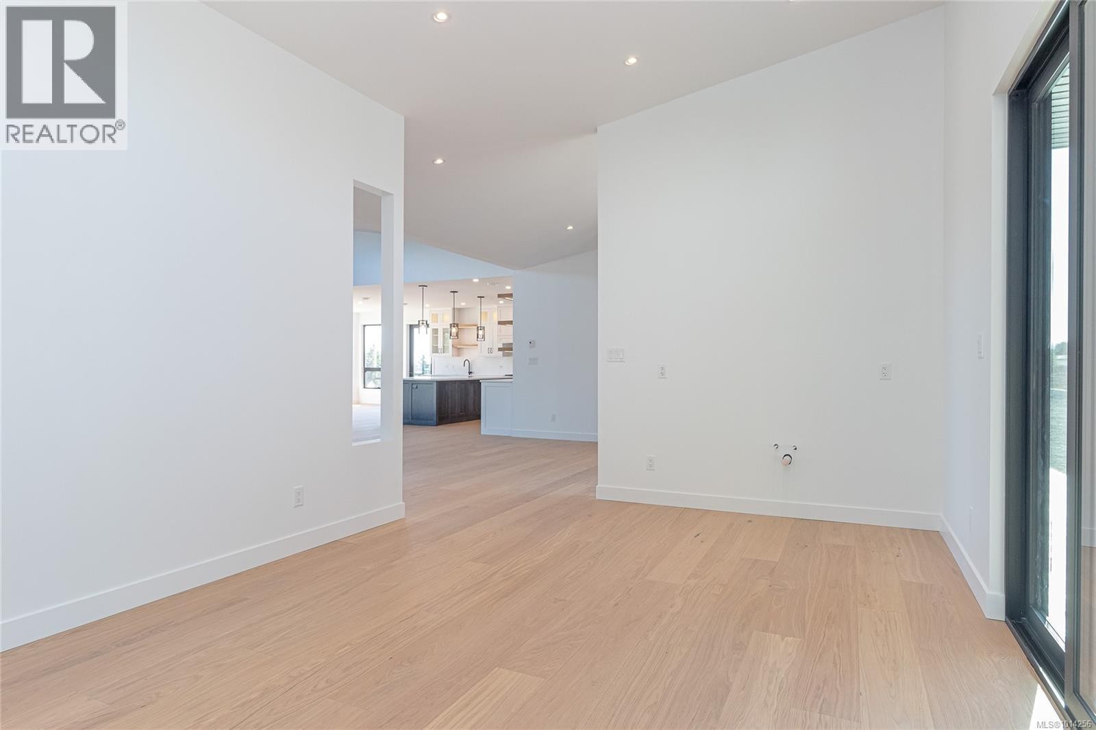 












10928 Grandview Rd

,
Saltair,




British Columbia
V9G1Z7

