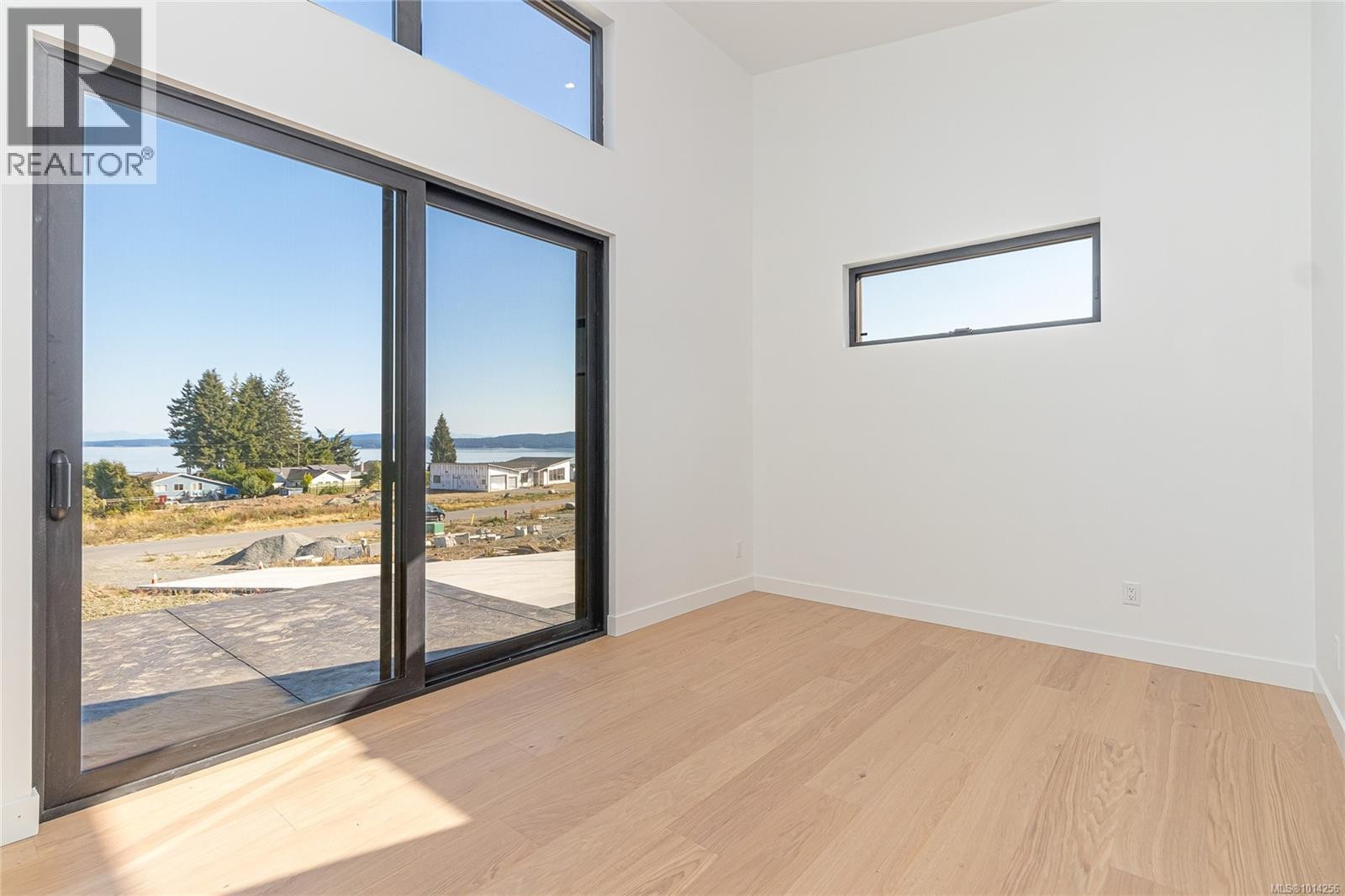 












10928 Grandview Rd

,
Saltair,




British Columbia
V9G1Z7

