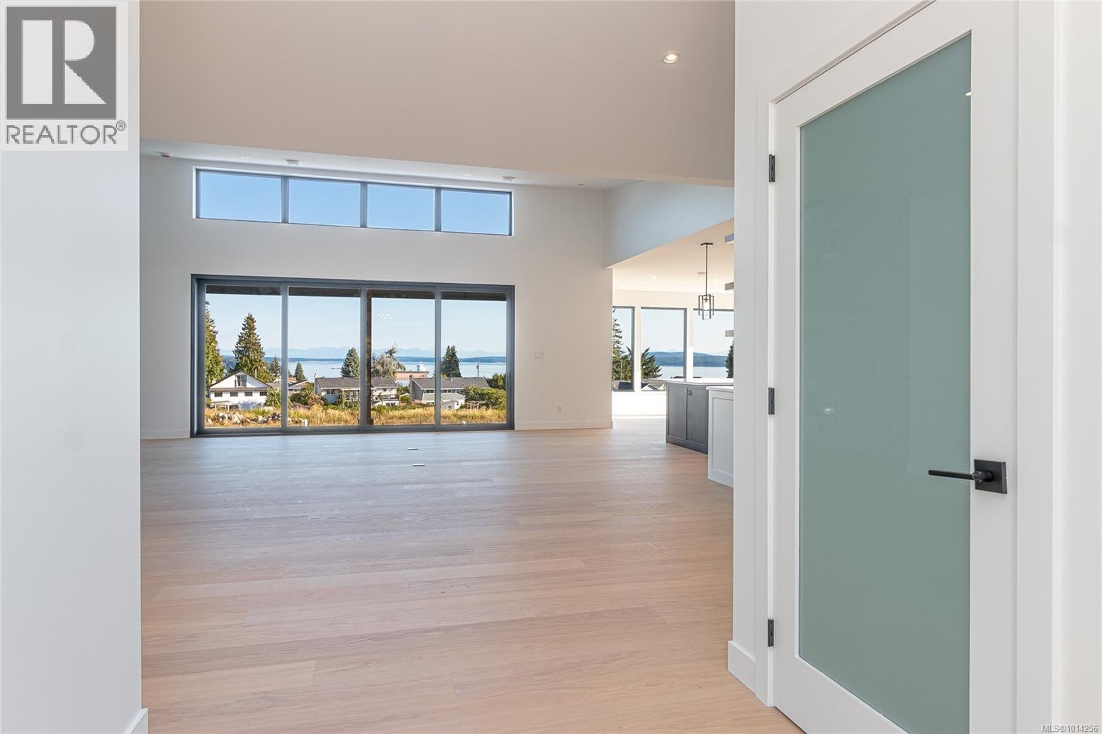 












10928 Grandview Rd

,
Saltair,




British Columbia
V9G1Z7

