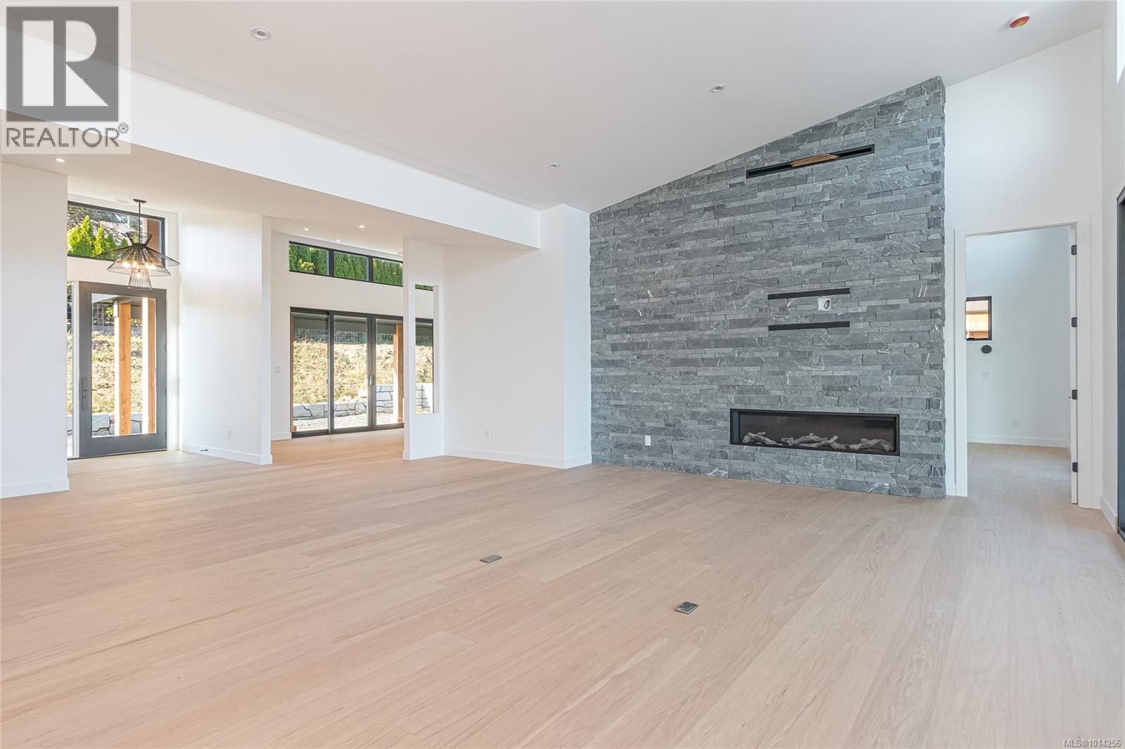 












10928 Grandview Rd

,
Saltair,




British Columbia
V9G1Z7

