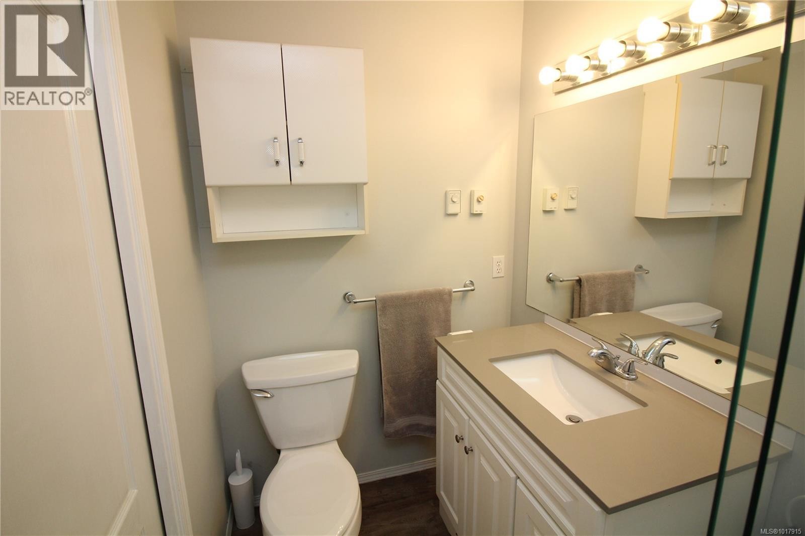 












2 9933 Chemainus Rd

,
Chemainus,




British Columbia
V0R1K1

