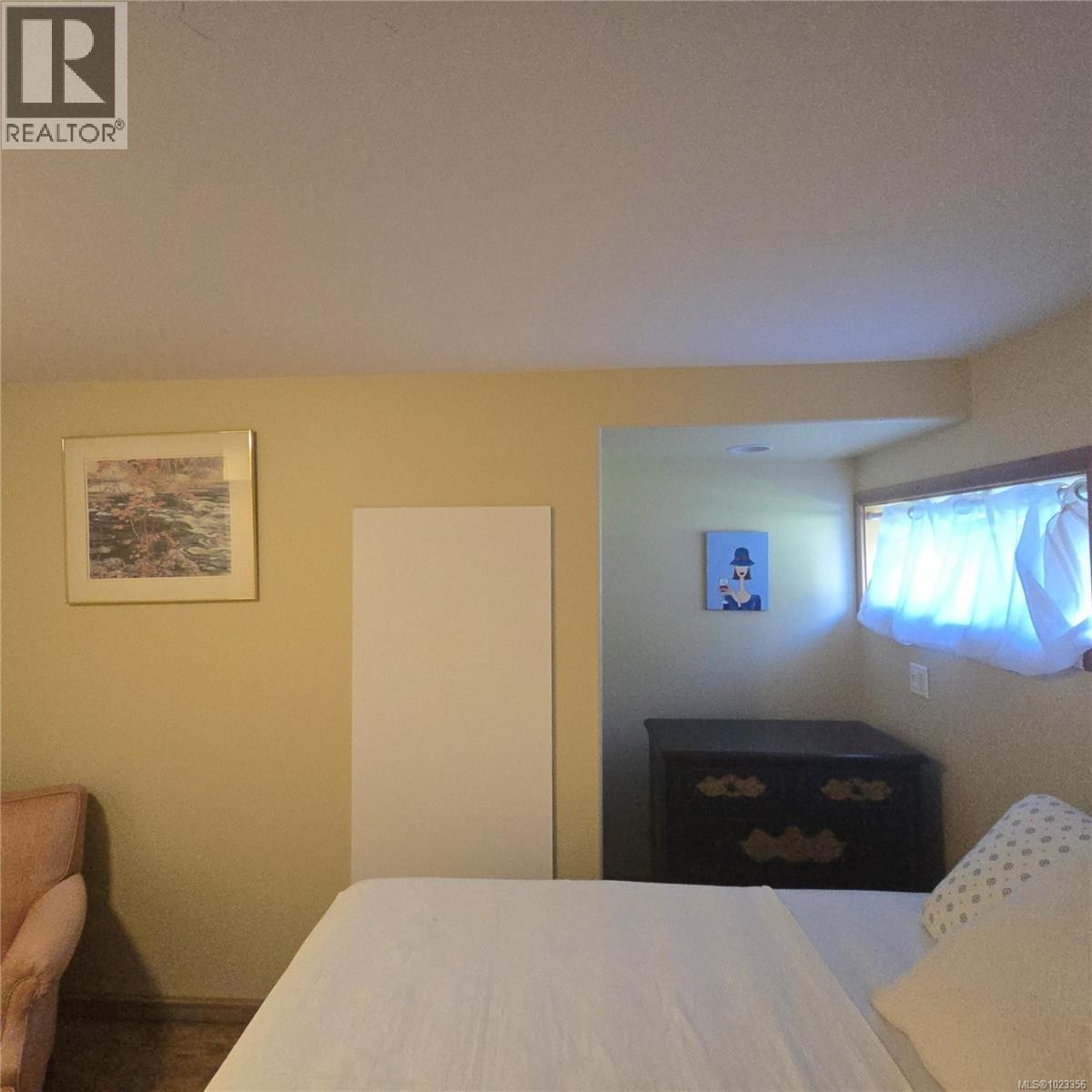 












220 1ST St

,
Sointula,




British Columbia
V0N3E0

