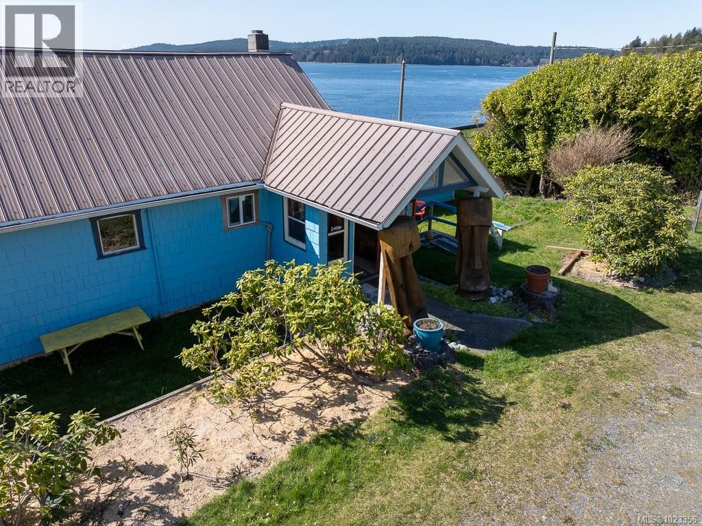 












220 1ST St

,
Sointula,




British Columbia
V0N3E0


