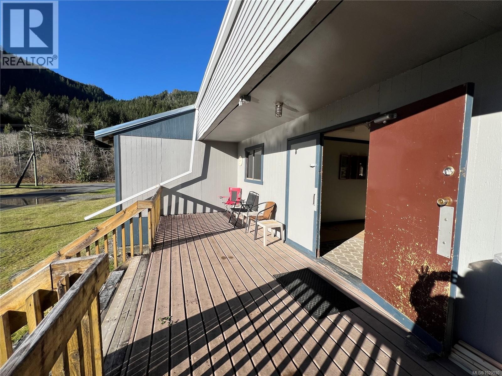












120 Alpine View Rd

,
Tahsis,




British Columbia
V0P1X0

