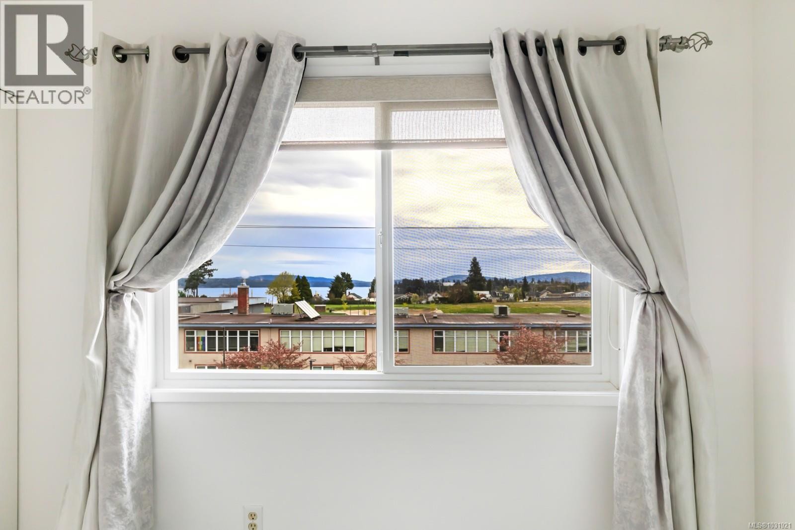 












301 9942 Daniel St

,
Chemainus,




British Columbia
V0R1K1

