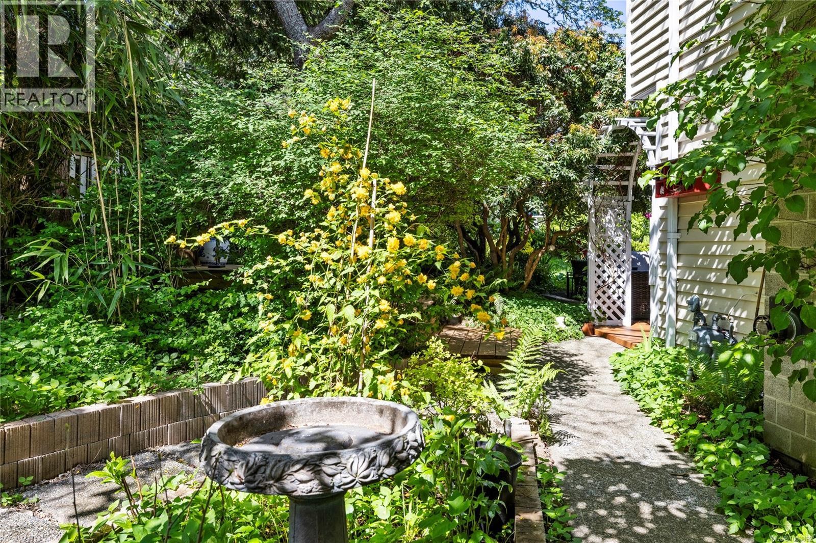 












3653 Glen Oaks Dr

,
Nanaimo,




British Columbia
V9T5L3

