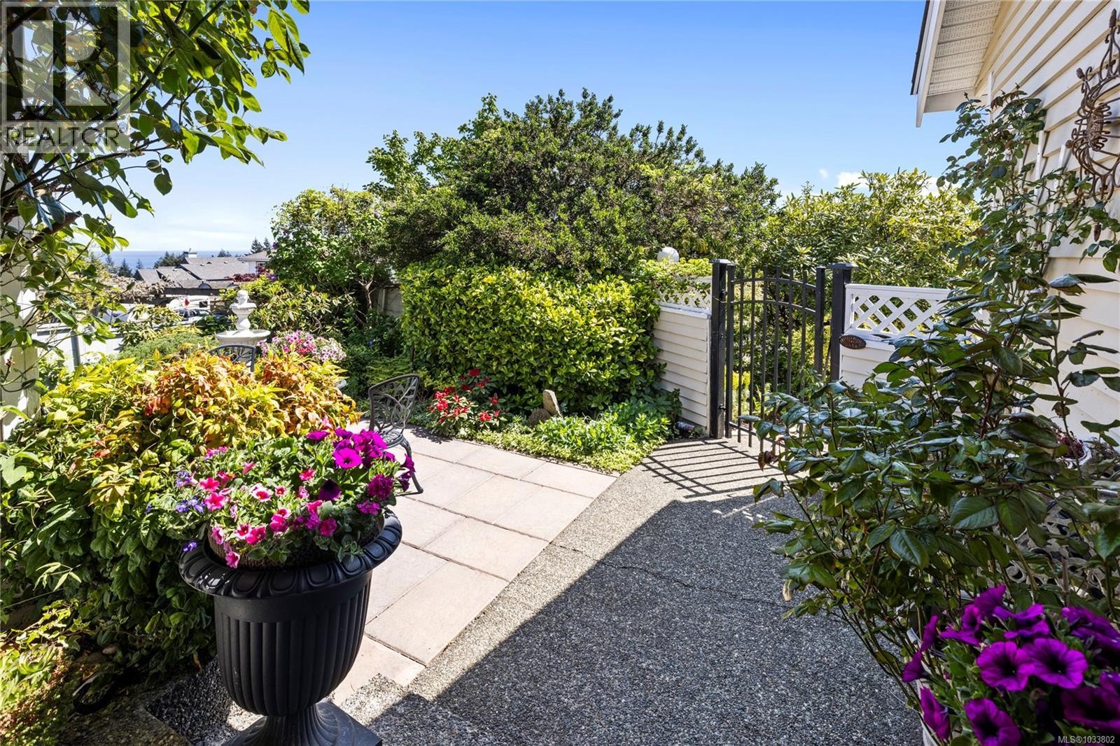 












3653 Glen Oaks Dr

,
Nanaimo,




British Columbia
V9T5L3

